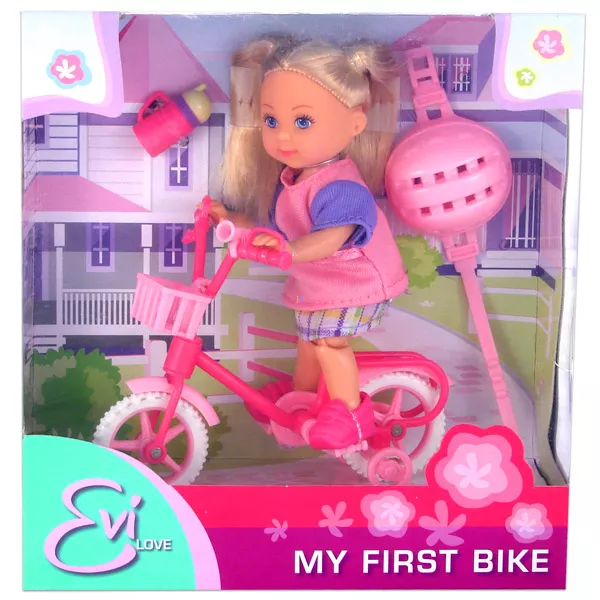 Évi baba kerékpárral - 1