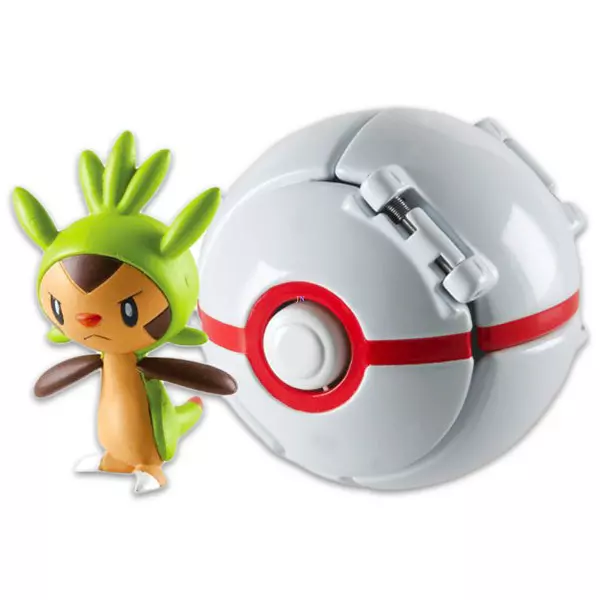 Tomy: Pokemon - Figurină Chespin cu Poke Ball