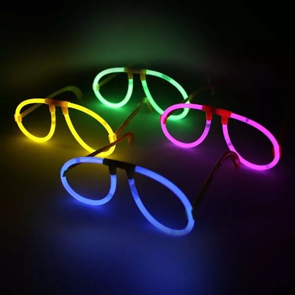 Sötétben világító parti szemüveg - többféle