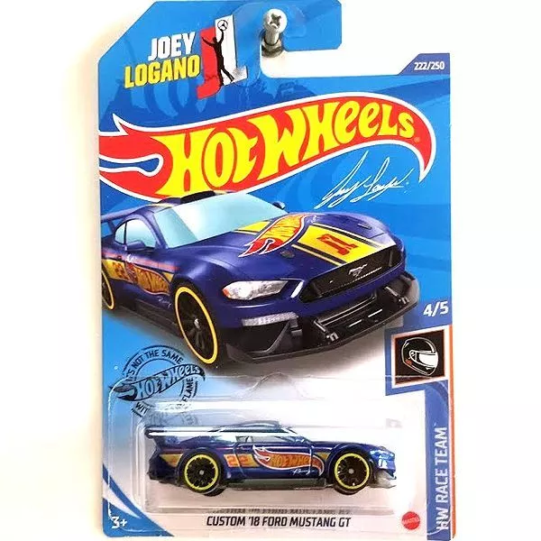Hot Wheels: Custom 18 Ford Mustang GT kisautó - sötétkék