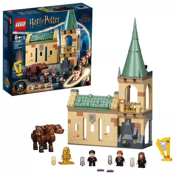 LEGO® Harry Potter - Roxfort: Találkozás Bolyhoskával 76387