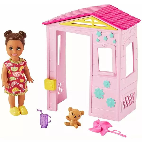Barbie Skipper Babysitters: Set de joacă - Păpușă fetiță cu căsuță de joacă