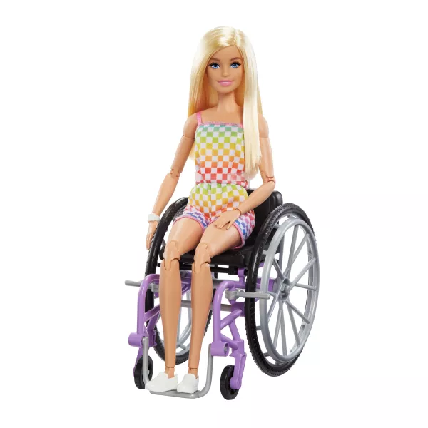 Barbie: Păpușă Barbie în scaun cu rotile 2023