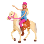 Barbie: lovas szett babával
