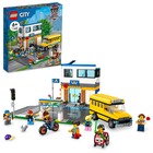 LEGO My City: Zi de școală - 60329