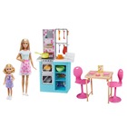 Barbie: Set și accesorii pentru copt cu păpușa Barbie și Chelsea