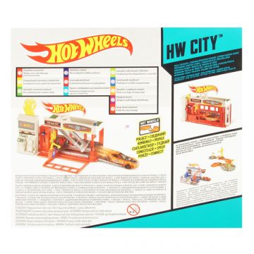 Pomembno: Hot Wheels City: Srednji igralni set - Dirkaška gasilska postaja - .slika