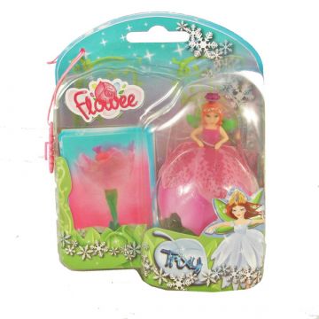 Flowee virágtündér - Trixy rózsaszín ruhában