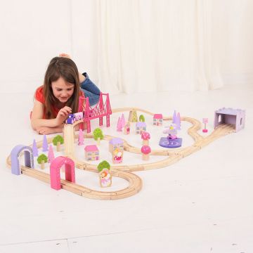 Komplet velikih vlakov Bigjigs Fairy Town za dekleta - .slika