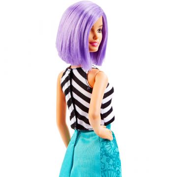 Barbie Fashionistas - Lutka v zeleni krilu, z vijoličnimi lasmi - .slika