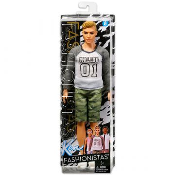 Barbie Fashionistas: Lutka Ken s plavimi lasmi v kratkih hlačah s kamuflažnim vzorcem - .slika