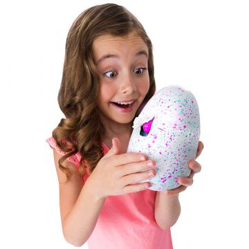 Hatchimals: Penguella v modro-zelenem jajcu - .slika