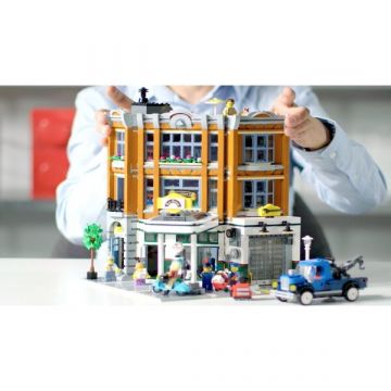 Lego Creator: Garajul de pe colț - 10264 - .foto