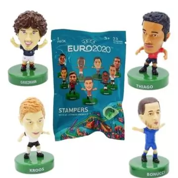 EURO 2020: fotbaliști celebri - pachet cu ștampilă surpriză