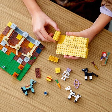 LEGO® Minecraft: Lóistálló 21171 - . kép