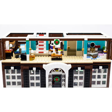 LEGO® Ideas Reszkessetek, betörők! 21330 - . kép