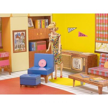 Mattel: 75. évfordulós Retro Barbie álomház és kiegészítők - CSOMAGOLÁSSÉRÜLT - . kép