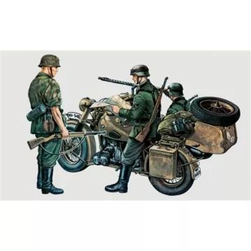 Italeri: Machetă BMW R75 with Sidecar - 1:35 - .foto