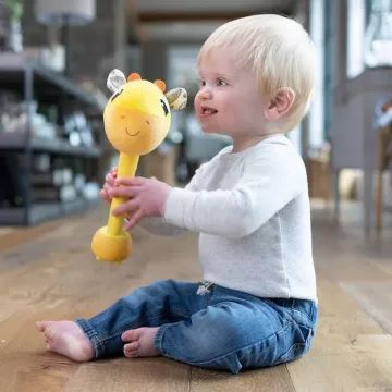 Lamaze: Bolondos zsiráf babajáték hangokkal - 27 cm - . kép