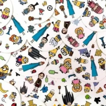 Dobble Minionki - gra karciana z instrukcjami w języku węgierskim - .zdjęcie 