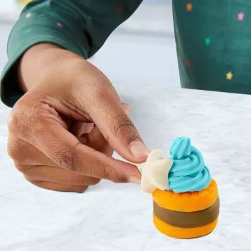 Play-Doh: Varázslatos konyhai robotgép gyurmakészlet - . kép
