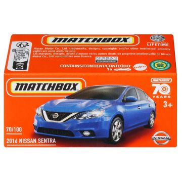  Matchbox Nissan Sentra coche pequeño en una caja de papel