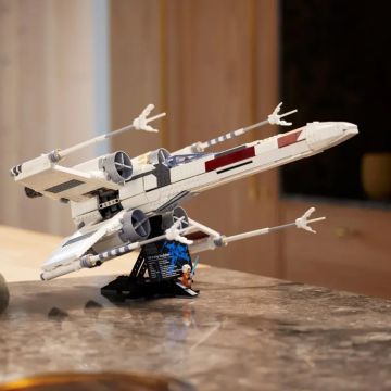 LEGO® Star Wars:Avion de luptă X-Wing 75355 - .foto