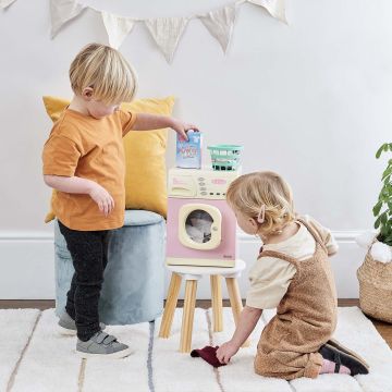 Roosa pesumasin tarvikutega - .pilt