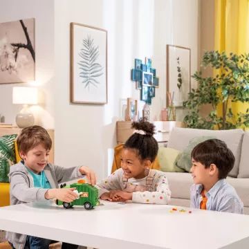 Camionul de gunoi, joc de societate - .foto