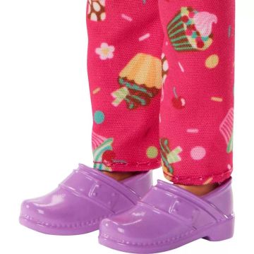 Barbie karrier baba: Cukrász - . kép