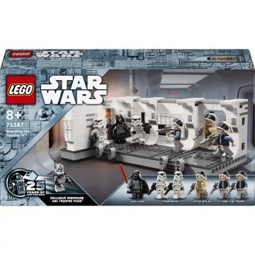 LEGO® Star Wars: Beszállás a Tantive IV-be szett 75387 - . kép