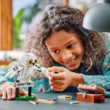 LEGO® Harry Potter: Hedwig na Privet Drive št. 4 76425 - .slika