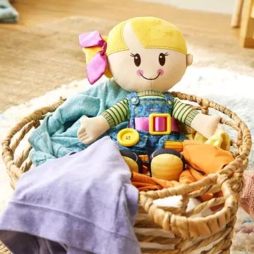 Playskool: Öltöztethető rongybaba - . kép