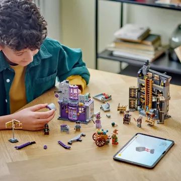 LEGO® Harry Potter Ollivander & Madam Malkin talárszabászata 76439 - . kép