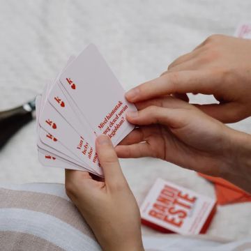 Συνάντηση - επιτραπέζιο παιχνίδι στα ουγγρικά - .εικόνα