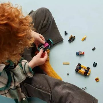 LEGO® City: Gokartok és versenypilóták 60400 CSOMAGOLÁSSÉRÜLT - . kép