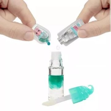 Yummiland: Izveido pats lūpu spīdumu un lelle, 2. sērija - Susie Sour Straw - .attēls
