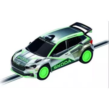 Carrera GO: 62584 Škoda Rally Elektromos versenypálya szett távirányítóval - 4,9 m CSOMAGOLÁSSÉRÜLT - . kép