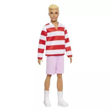 Barbie Fashionista Barátok: Fiú baba piros csíkos pulcsiban - . kép