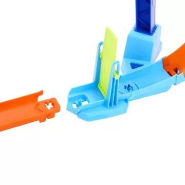 Hot Wheels: Komplet steze šampiona spirale skokov - .slika