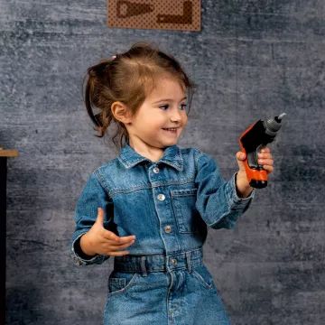 Smoby: Black and Decker surenkamas sunkvežimis - .vaizdas