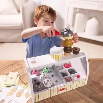 Melissa & Doug: Set de joacă pentru înghețată din lemn - .foto