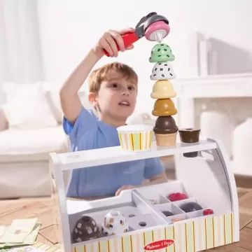 Melissa & Doug: Set de joacă pentru înghețată din lemn - .foto