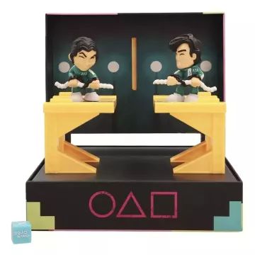 Squid Game: Set de joc Tragerea Frânghiei - AMBALAJ DETERIORAT - .foto