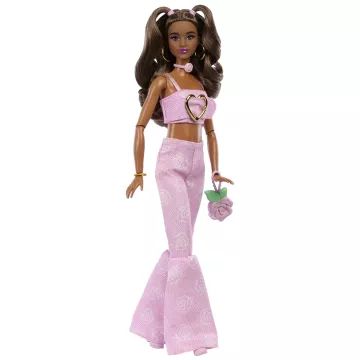 Barbie: Amigas na Moda com Conjuntos Estrelados - .Imagem