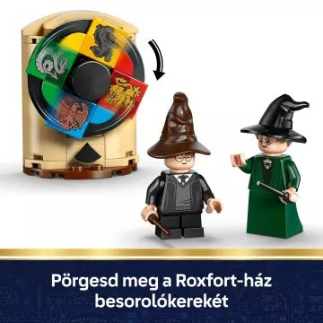 LEGO® Harry Potter Roxfort kastély: A Teszlek Süveg kiválasztási ceremóniája 76460 - . kép