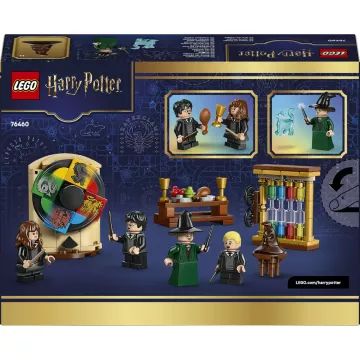LEGO® Harry Potter Roxfort kastély: A Teszlek Süveg kiválasztási ceremóniája 76460 - . kép