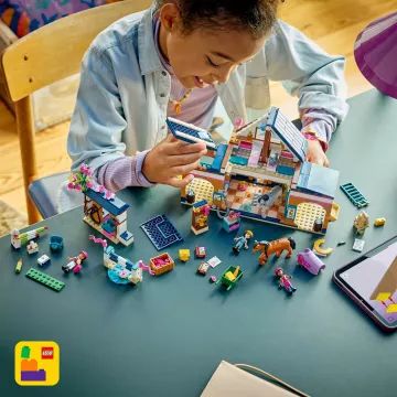 Jazdecká škola a stajňa LEGO® Friends 42688 - .Obrázok