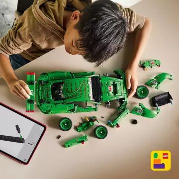 LEGO® Technic Porsche 911 GT3 R REXY AO Racing, set 42224 - .foto