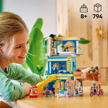 LEGO® Friends Heartlake City klubház 42689 - . kép